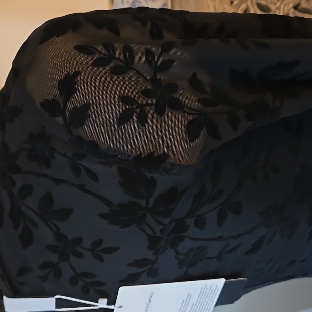 Elegant Black Floral Long Sleeve Dress Fully Lined - Picture 11 of 15